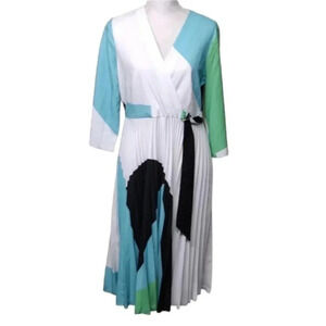 Closet London Stunning New Wrap Dress Size 10 - Geometric Flowy Design